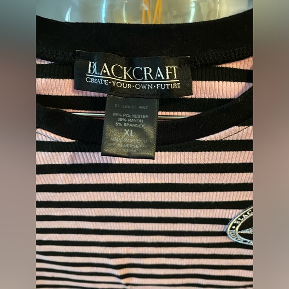 COPY - Blackcraft Cult Cropped Baby Tee XL EUC - Picture 8 of 10